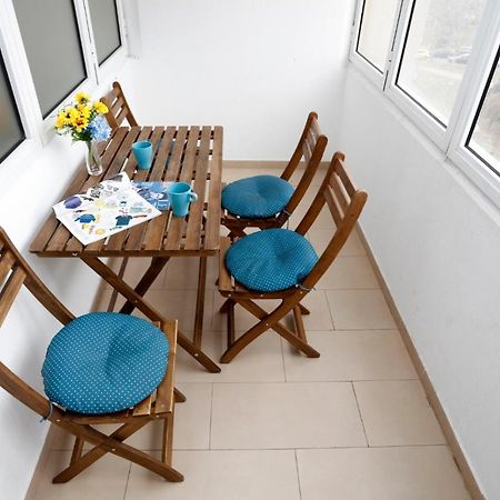 Lovely 2 Bedroom Apartment Near Old Town Бухарест Экстерьер фото